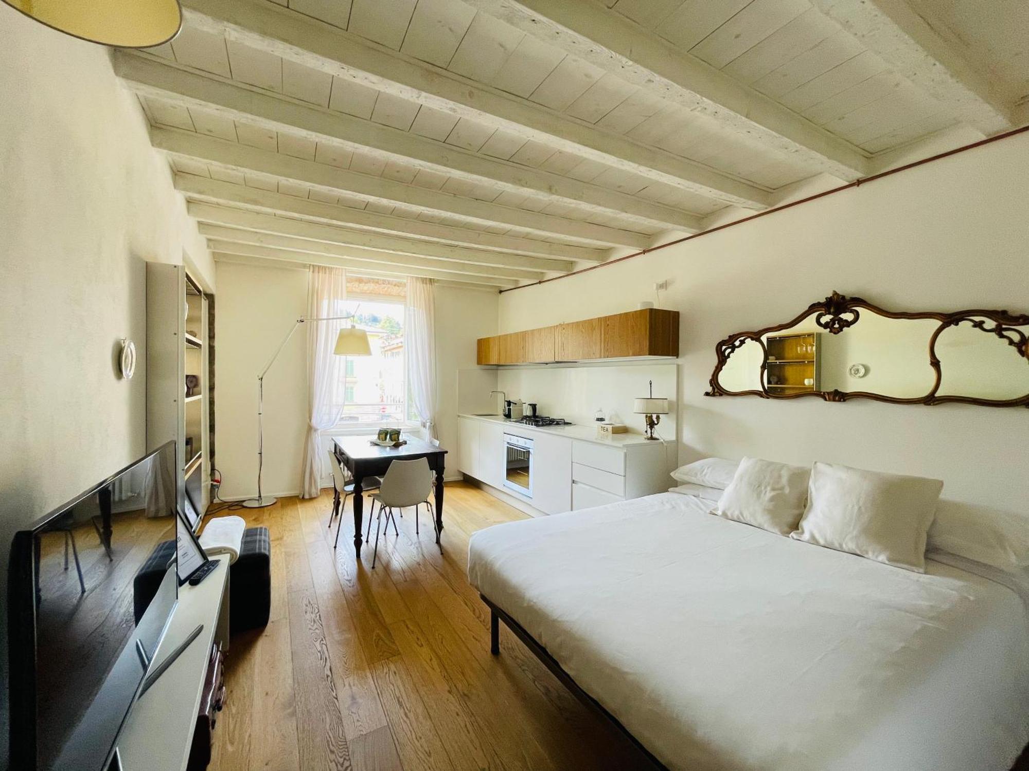 Ferienwohnung La Casina Di Alessia Bergamo Exterior foto